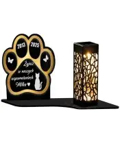 Solar LED Kerze für Hunde, Katzen, Pfoten auf einem Grabstein für Hunde | WieczneZnicze.pl